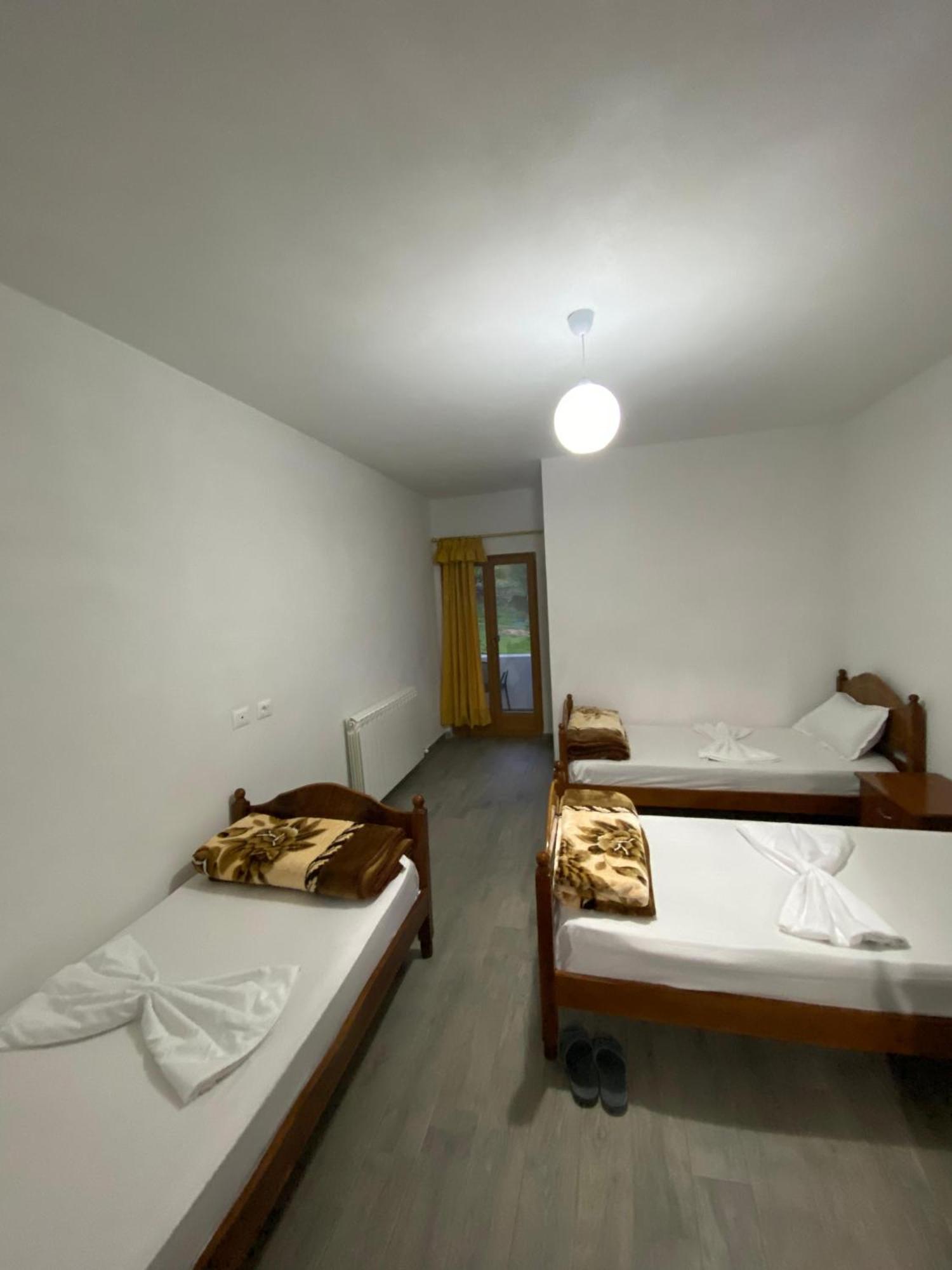 Guest House Korabi Ceren Exterior photo